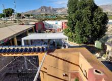 Resale - Finca / Country Property - Orihuela
