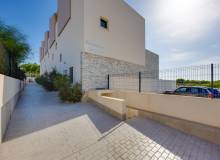 Resale - Town House - Aguas Nuevas-Nueva Torrevieja