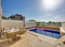 Resale - Town House - Aguas Nuevas-Nueva Torrevieja