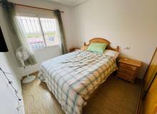 Resale - Town House - Daya Nueva