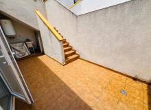 Resale - Town House - Daya Nueva