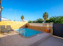 Resale - Town House - Villamartin