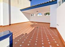 Resale - Town House - Villamartin