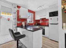 Resale - Town House - Villamartin