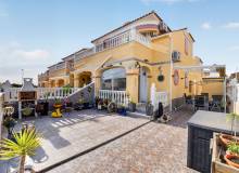 Resale - Town House - Villamartin