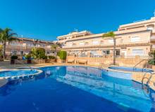 Resale - Town House - Villamartin