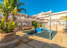 Resale - Town House - Villamartin