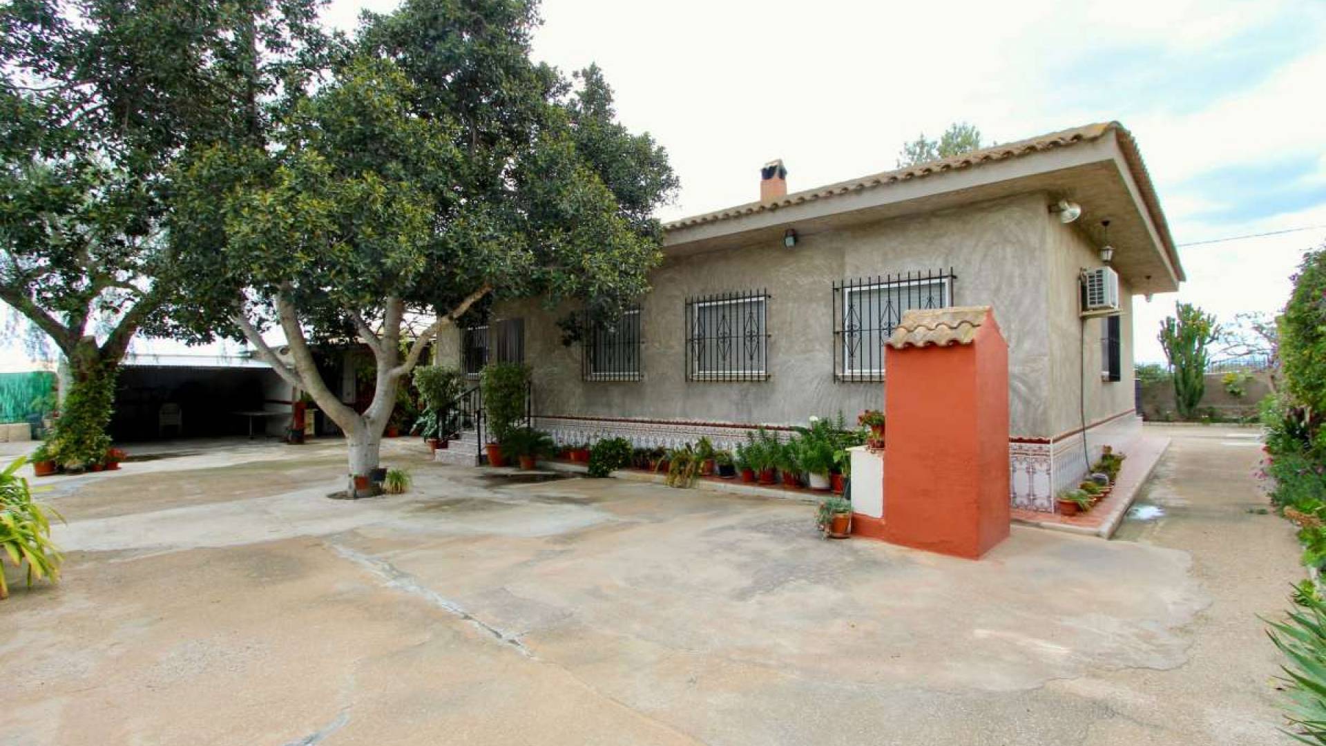 Resale - Villa - Cañadas de San Pedro