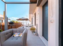 Resale - Villa / Parhus - Aguas Nuevas-Nueva Torrevieja