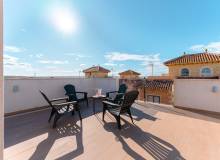 Resale - Villa / Parhus - Aguas Nuevas-Nueva Torrevieja