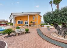 Resale - Villa / Parhus - Algorfa - La Finca