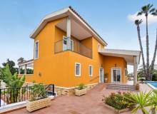 Resale - Villa / Parhus - Algorfa - La Finca