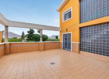 Resale - Villa / Parhus - Algorfa - La Finca