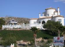 Resale - Villa / Parhus - Algorfa