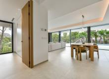 Resale - Villa / Parhus - Altea
