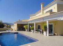 Resale - Villa / Parhus - Calpe