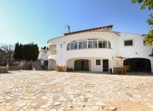 Resale - Villa / Parhus - Calpe