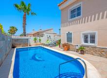 Resale - Villa / Parhus - Ciudad Quesada