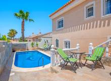 Resale - Villa / Parhus - Ciudad Quesada