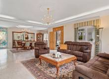 Resale - Villa / Parhus - Ciudad Quesada