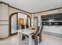 Resale - Villa / Parhus - Ciudad Quesada