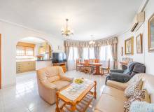 Resale - Villa / Parhus - Ciudad Quesada