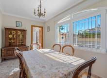 Resale - Villa / Parhus - Ciudad Quesada