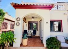 Resale - Villa / Parhus - Daya Vieja