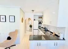 Resale - Villa / Parhus - Daya Vieja