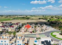 Resale - Villa / Parhus - Daya Vieja