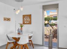 Resale - Villa / Parhus - La Marina