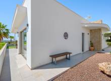 Resale - Villa / Parhus - La Marina