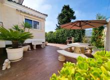 Resale - Villa / Parhus - La Mata