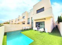 Resale - Villa / Parhus - Los Dolses - Villamartín