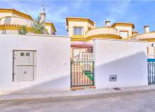 Resale - Villa / Parhus - Los Montesinos - La Herrada