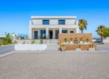Resale - Villa / Parhus - Montesinos - La Herrada