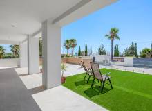 Resale - Villa / Parhus - Montesinos - La Herrada