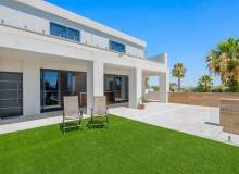 Resale - Villa / Parhus - Montesinos - La Herrada