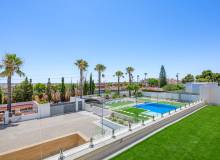 Resale - Villa / Parhus - Montesinos - La Herrada