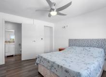 Resale - Villa / Parhus - Montesinos - La Herrada