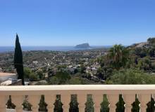 Resale - Villa / Parhus - Moraira