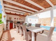 Resale - Villa / Parhus - Moraira