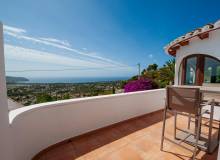 Resale - Villa / Parhus - Moraira