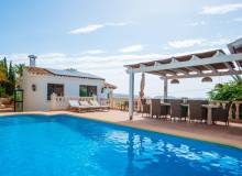 Resale - Villa / Parhus - Moraira