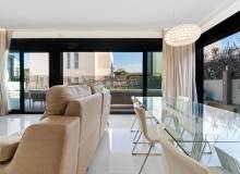 Resale - Villa / Parhus - Orihuela Costa - Agua Marina