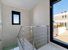 Resale - Villa / Parhus - Orihuela Costa - Agua Marina