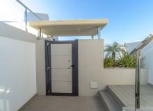 Resale - Villa / Parhus - Orihuela Costa - Agua Marina