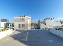 Resale - Villa / Parhus - Orihuela Costa - Agua Marina