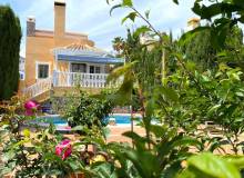 Resale - Villa / Parhus - Orihuela Costa - Cabo Roig