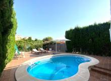 Resale - Villa / Parhus - Orihuela Costa - Cabo Roig